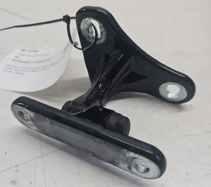 Mercedes-Benz C W203 Front door lower hinge ISE0407