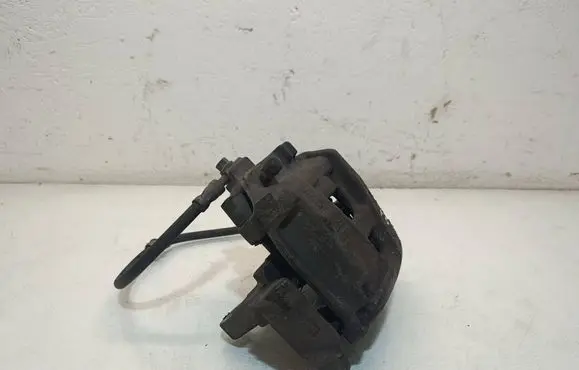 Volkswagen Tiguan Front brake caliper 