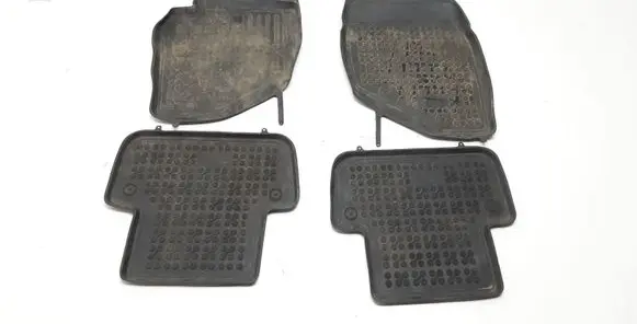 Volvo V70 Car floor mat set 