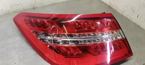 Mercedes-Benz E C207 W207 Rear/tail lights A2078200164