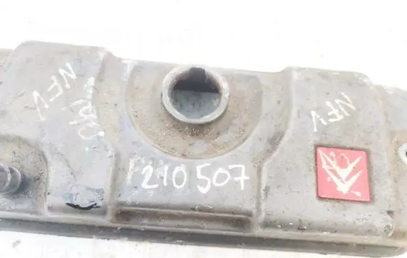 Citroen Xsara Picasso Rocker cam cover 