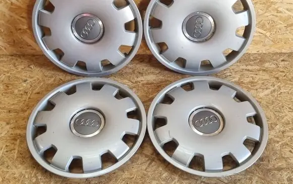 Audi A4 S4 B7 8E 8H R16 wheel hub/cap/trim 4B0601147D