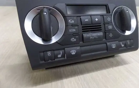 Audi A3 S3 8P Climate control unit 8P0820043AD 42990