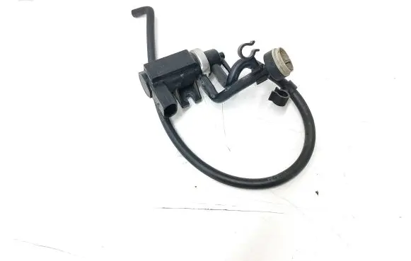 Volkswagen Touareg I Turbo solenoid valve 1J0906627C 72290303