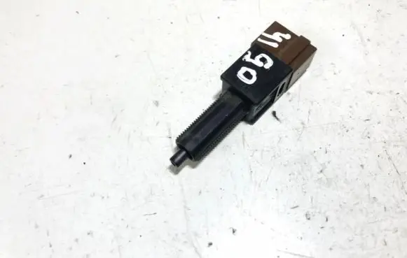 Nissan Navara D40 Brake pedal sensor switch 9921u