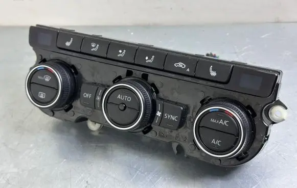 Volkswagen PASSAT CC Climate control unit 1K8907044BF