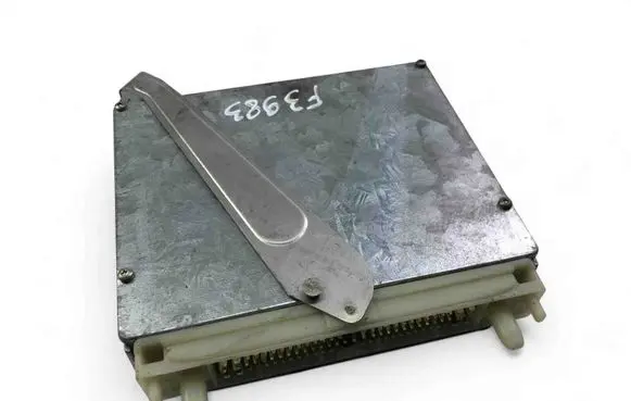 Volvo S70 V70 V70 XC Engine control unit/module P9432617