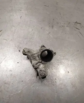 Volkswagen Touran I EGR valve 03g129037a 03c131501d