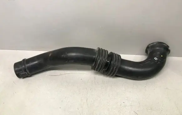 Opel Vivaro Intercooler hose/pipe 8200865653 93861963