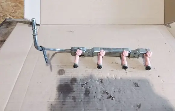 Toyota Yaris Fuel injectors set 2325021091