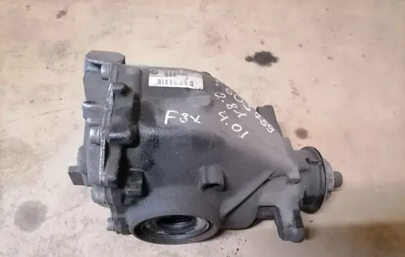 BMW 4 F32 F33 Rear differential 7603759