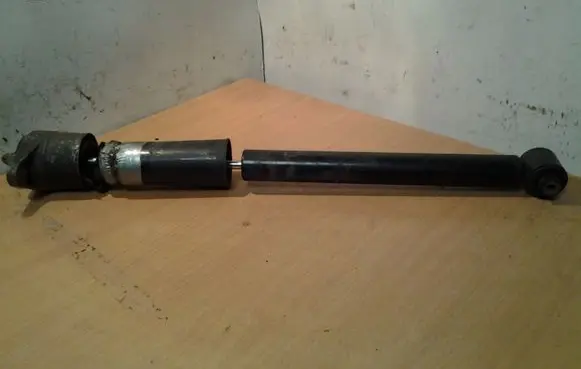 Audi A4 S4 B5 8D Rear shock absorber/damper 3B5513031B 814901556009