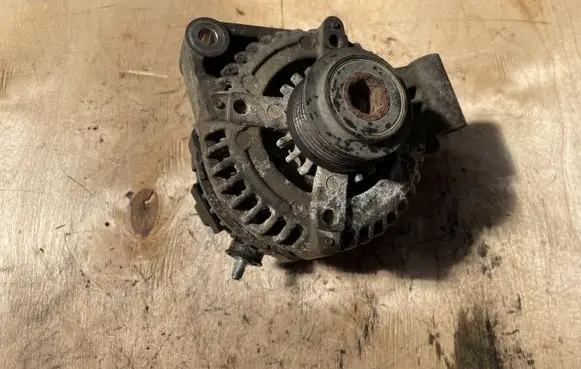 Land Rover Discovery 4 - LR4 Generator/alternator AH2210300AB