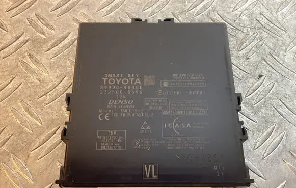 Lexus RX 450H Keyless (KESSY) go control unit/module 8999048450