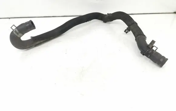Suzuki Grand Vitara II Engine coolant pipe/hose