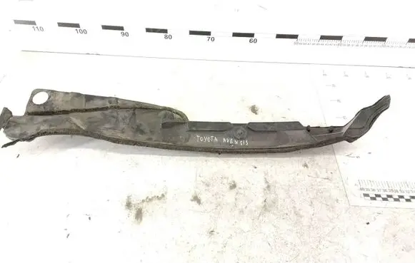 Toyota Avensis T250 Fender end trim 5386605021