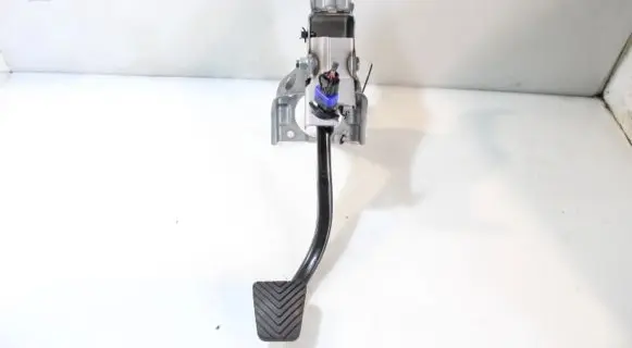 KIA Ceed Clutch pedal 