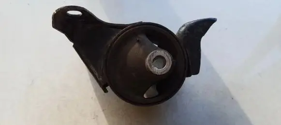 Engine mount bracket