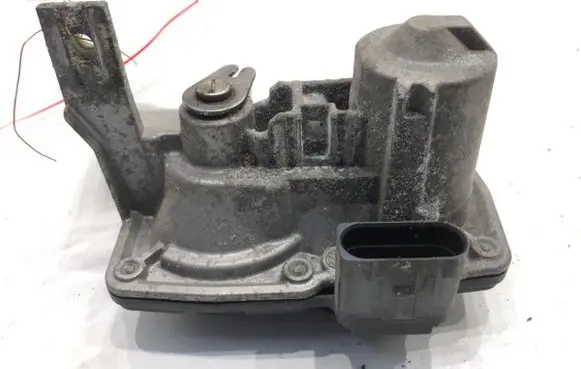 Volkswagen Golf VII Engine shut-off valve 5Q0253691H