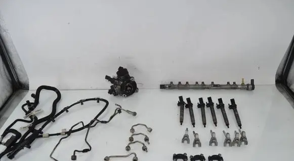 BMW 5 F10 F11 Fuel injection system set 8508100 13538508100 8517977