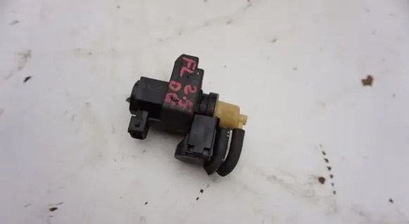 Renault Megane II Turbo solenoid valve 8200486264