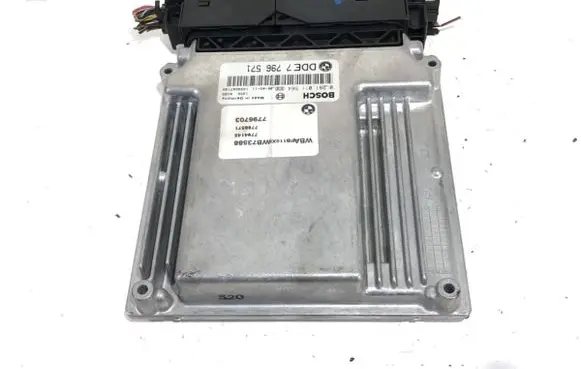 BMW X3 E83 Engine control unit/module ECU 0281011564