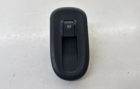 Opel Movano B Electric window control switch 8200548968 1007478