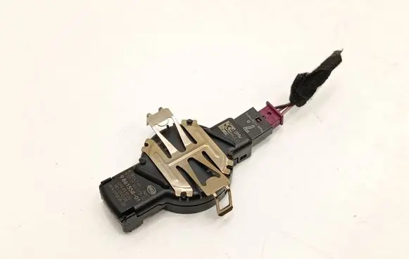 BMW 2 F46 Rain sensor 9861558