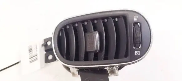 Infiniti QX50 (J50) Dash center air vent grill 687601BA0A P19670A98000