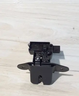 Dacia Spring Tailgate/trunk/boot lock/catch/latch 906002009R 291021C