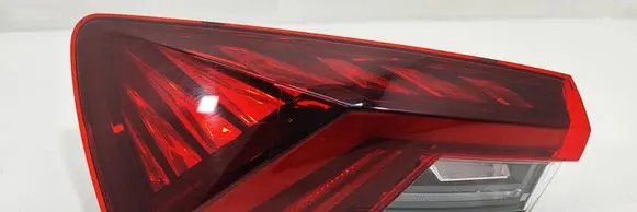 Skoda Octavia Mk4 Rear/tail lights 5E3945207A 0021396508 K38XHUGH