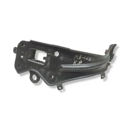 Mercedes-Benz CLS C219 Front bumper shock/impact absorber 