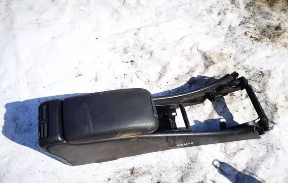 Mercedes-Benz C W203 Armrest E037611021