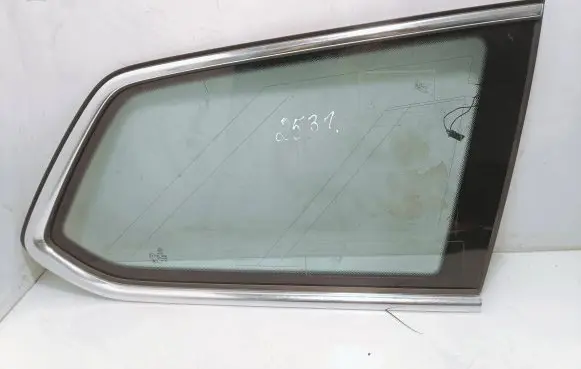 Volkswagen PASSAT B8 Rear side window As2