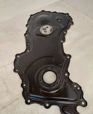 Renault Trafic III (X82) Timing chain cover 135027147R