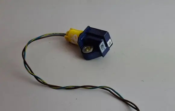 Mercedes-Benz GLK (X204) Airbag deployment crash/impact sensor A2128204926 5WK43872