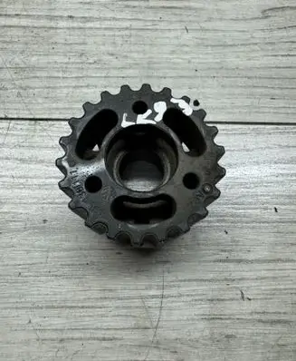 Volkswagen Golf VI Fuel pump gear (pulley) 03L130238A