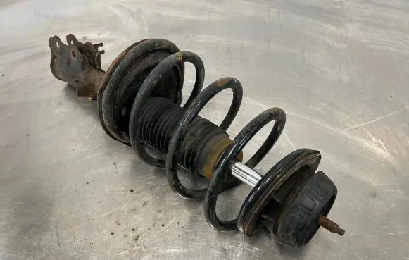 Hyundai i20 (PB PBT) Front shock absorber with coil spring