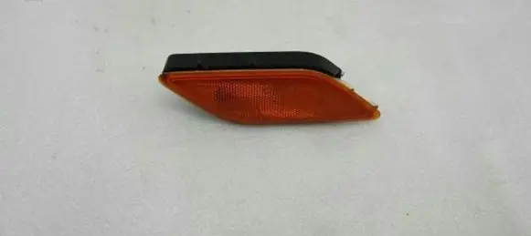 Mercedes-Benz E W212 Front fender indicator light A2128200021