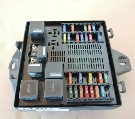 Jaguar XK - XKR Fuse box set 8W83-14A073-AA