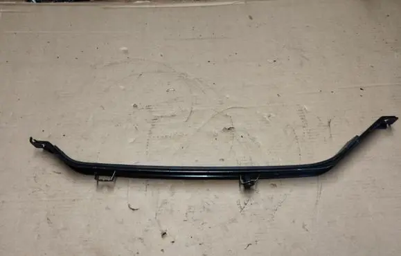 Honda CR-V Fuel tank mounting bracket 