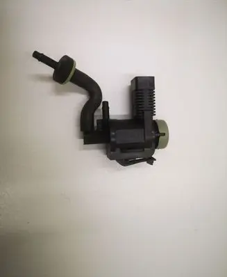 Audi A4 S4 B8 8K Turbo solenoid valve 1K0906283A