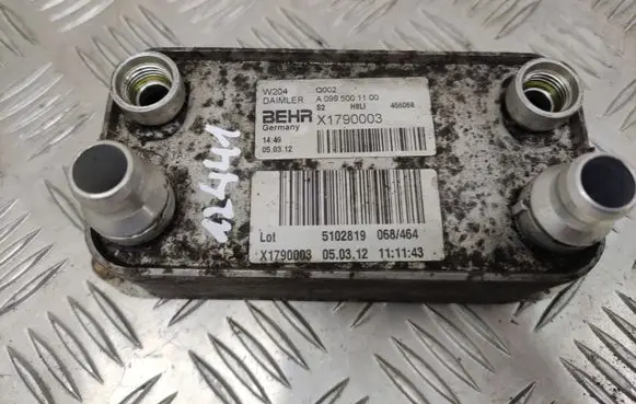 Mercedes-Benz C W204 Gearbox / Transmission oil cooler A0995001100