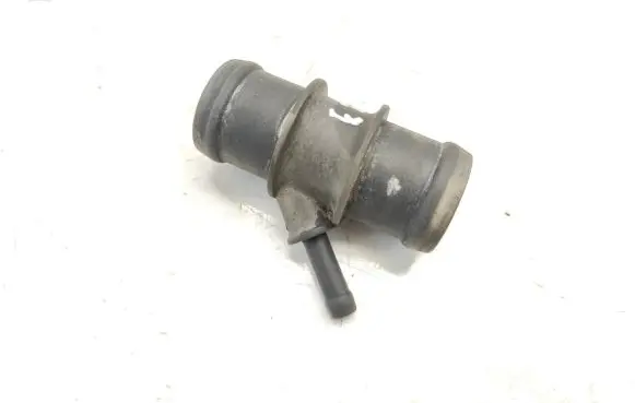 Volkswagen Golf III Engine coolant pipe/hose