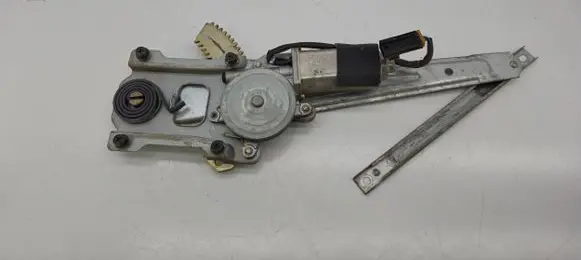 Nissan Patrol Y61 Rear door window regulator with motor 82731VB011