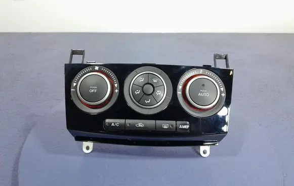 Mazda 3 II Climate control unit K1900BAB4