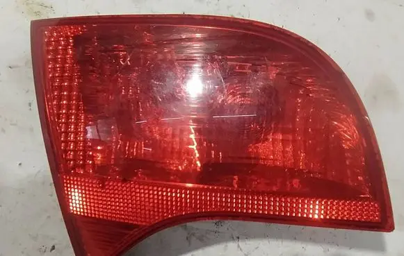 Audi A4 S4 B7 8E 8H Tailgate rear/tail lights 8E9945093