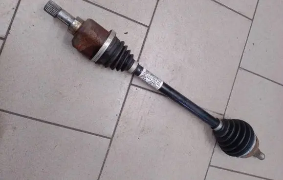 Peugeot 3008 II Front driveshaft 9806699880