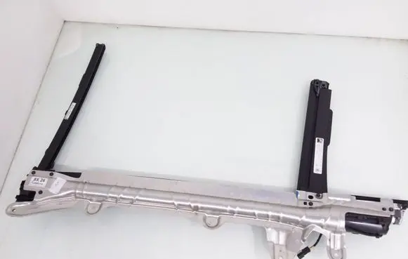 BMW 7 G11 G12 Rear door window curtain/sunshade 7358910