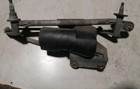 Renault Scenic I Front wiper linkage and motor